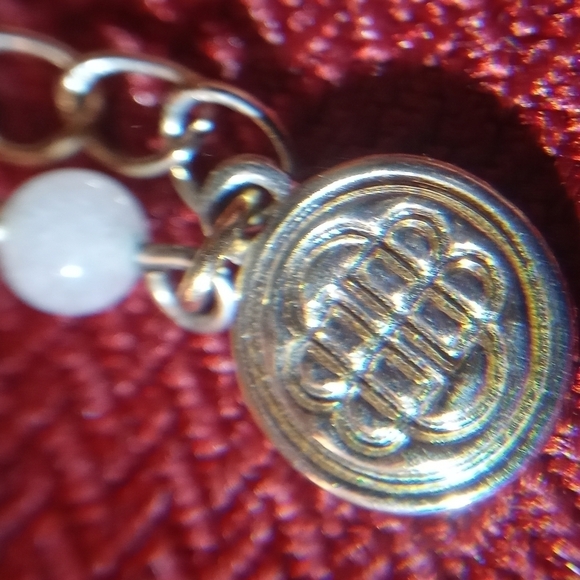 Beautiful sun necklace. Red and Amber color accent pieces - Picture 6 of 10